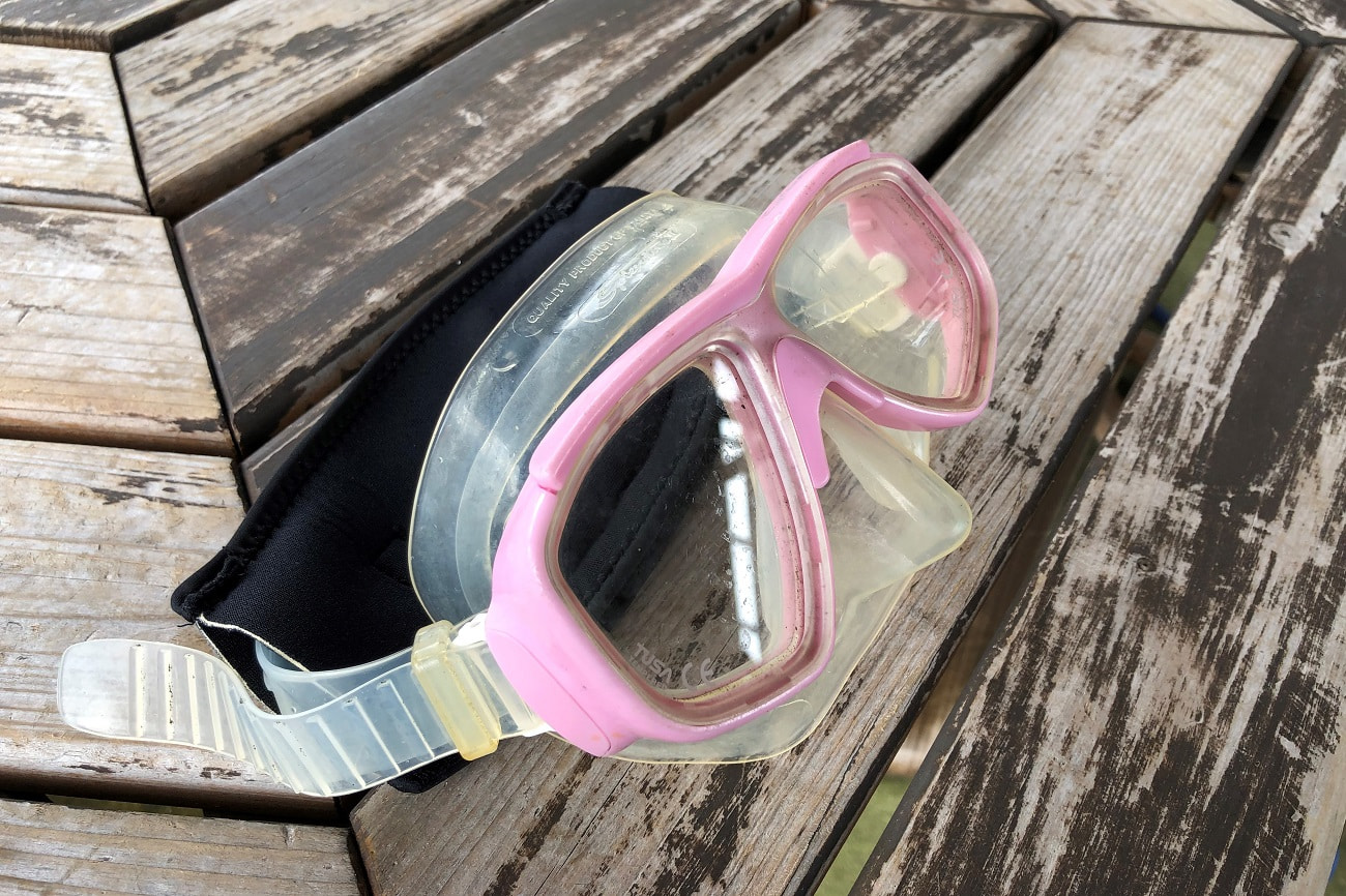 ダイビングのマスクで透明クリアのタイプは黄ばみます