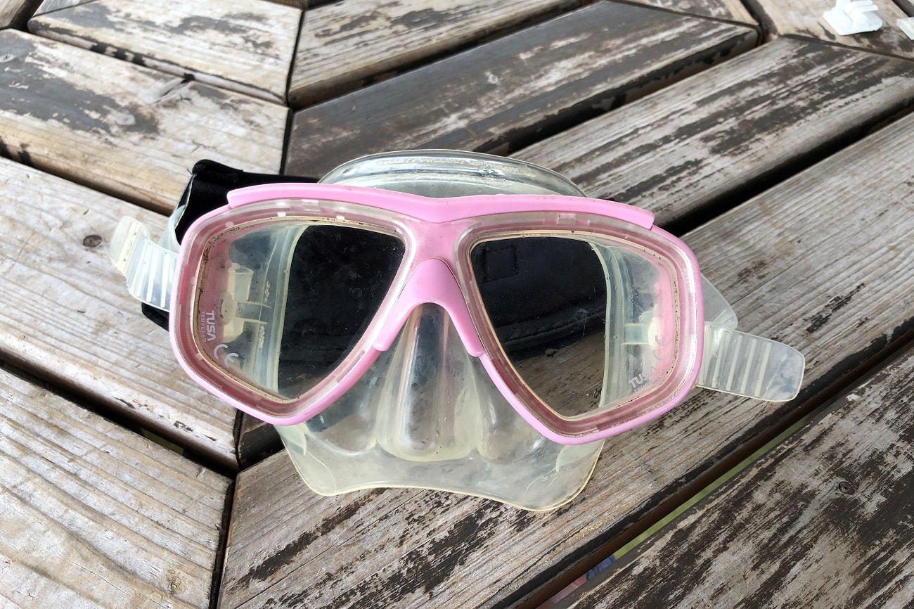 ダイビングのマスクで透明クリアのタイプは黄ばみます【年季】