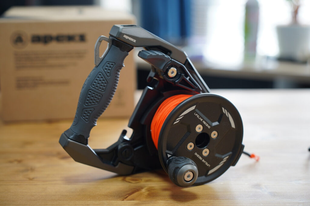 Apeks・ライフライン アセンドリール Ascend Reel 60m・ダイビング 部長の水中写真と秘密のダイビングログ